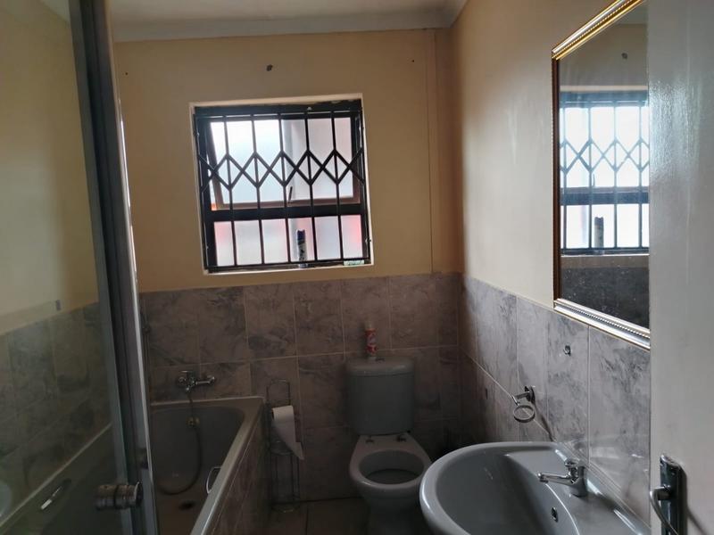 3 Bedroom Property for Sale in Pinehaven Free State